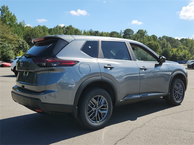 2026 Nissan Rogue S photo 3