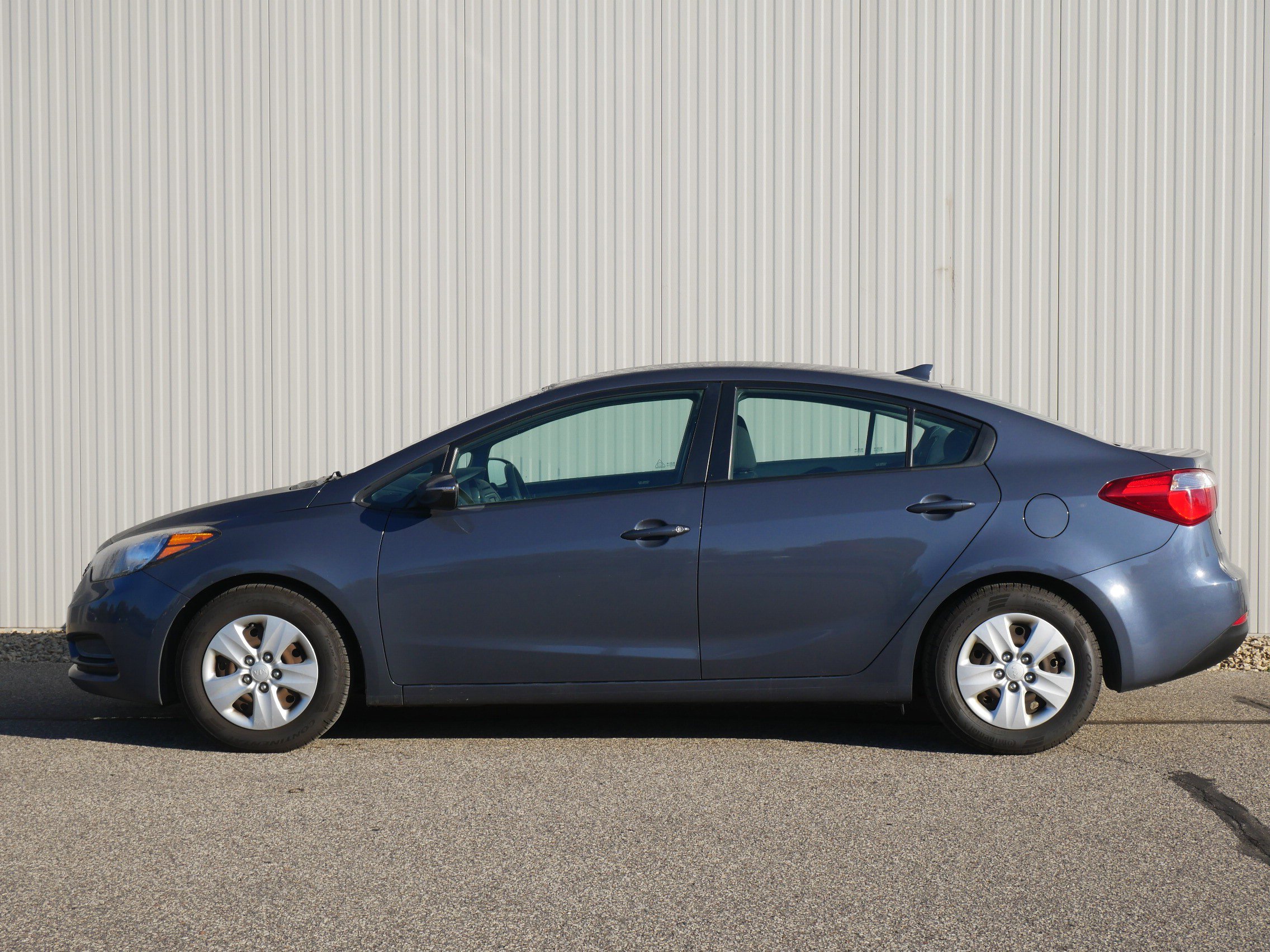 Used 2015 Kia Forte LX with VIN KNAFX4A61F5435053 for sale in Hastings, Minnesota