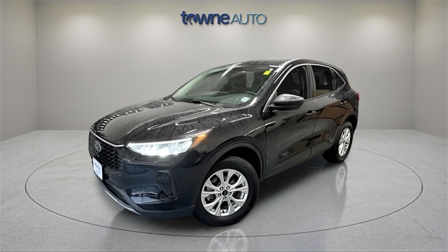 2023 Ford Escape Active's photo