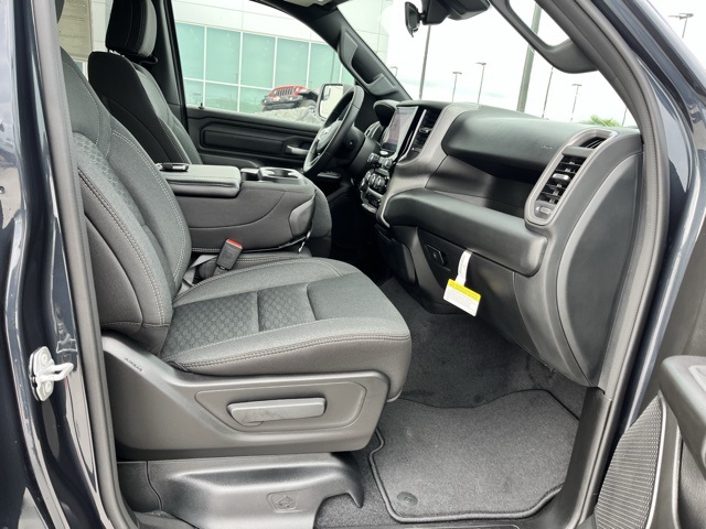 2025 Ram 1500 Tradesman photo 22