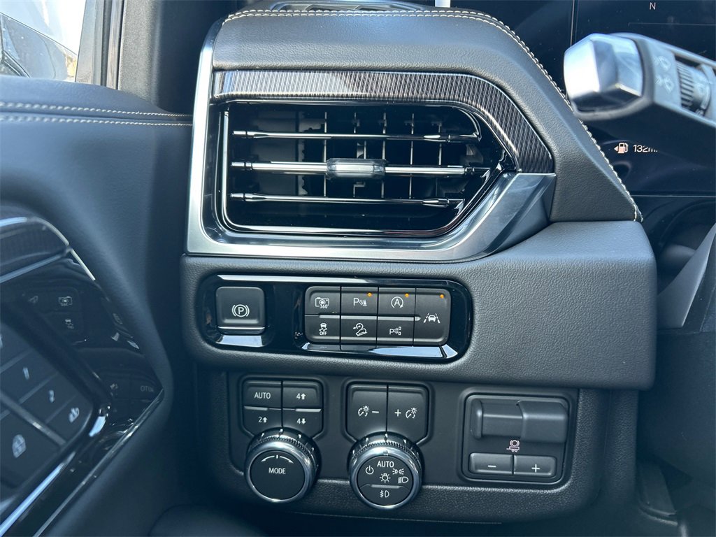 2026 GMC YUKON XL - Image 17