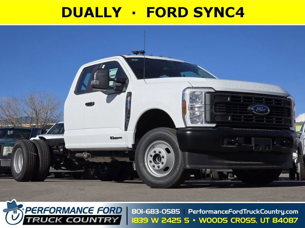 2026 Ford F-350 Super Duty Chassis Cab XL's photo