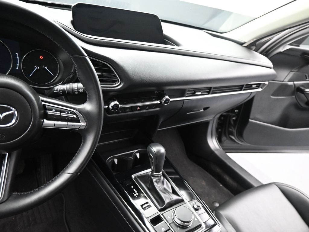 2023 Mazda CX-30 2.5 S Preferred photo 3