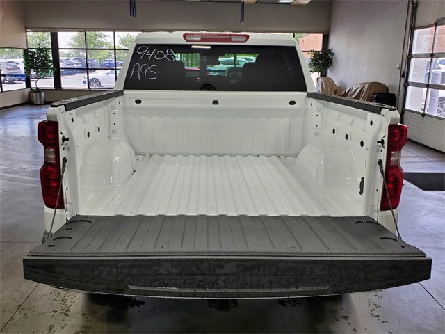 2025 Chevrolet Silverado 1500 LT photo 26
