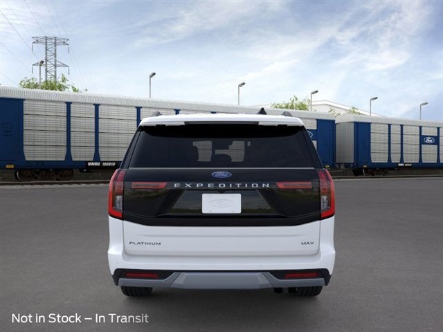 2025 Ford Expedition Platinum MAX EL photo 3