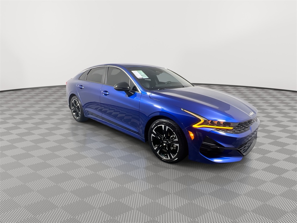 2022 Kia K5 GT-Line photo 2