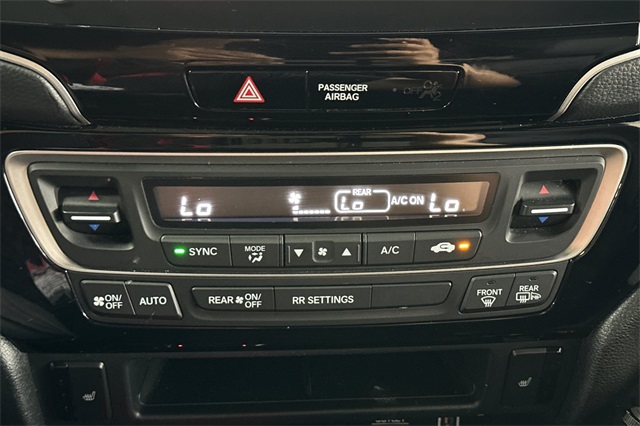2023 Honda Ridgeline Black Edition photo 21