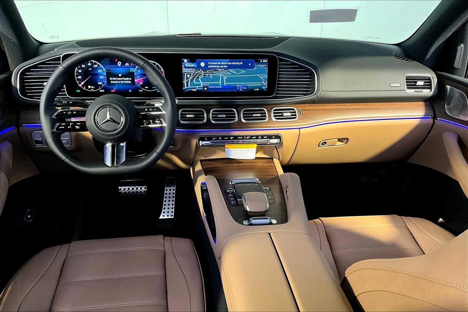 2026 Mercedes Benz GLS 450 4MATIC photo 4