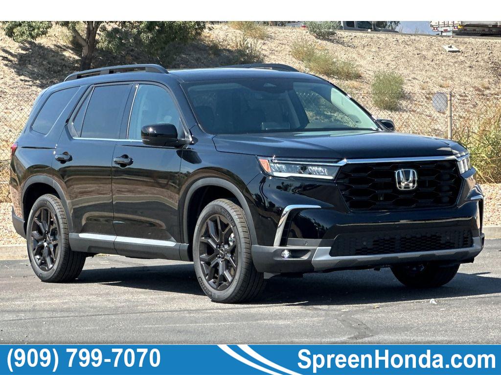 2025 Honda Pilot Touring's photo