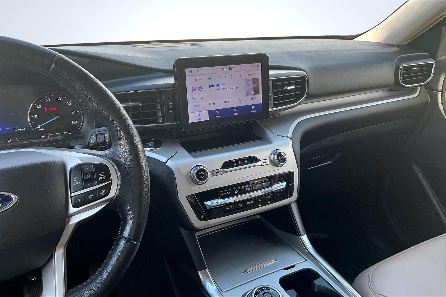 2022 Ford Explorer XLT photo 6