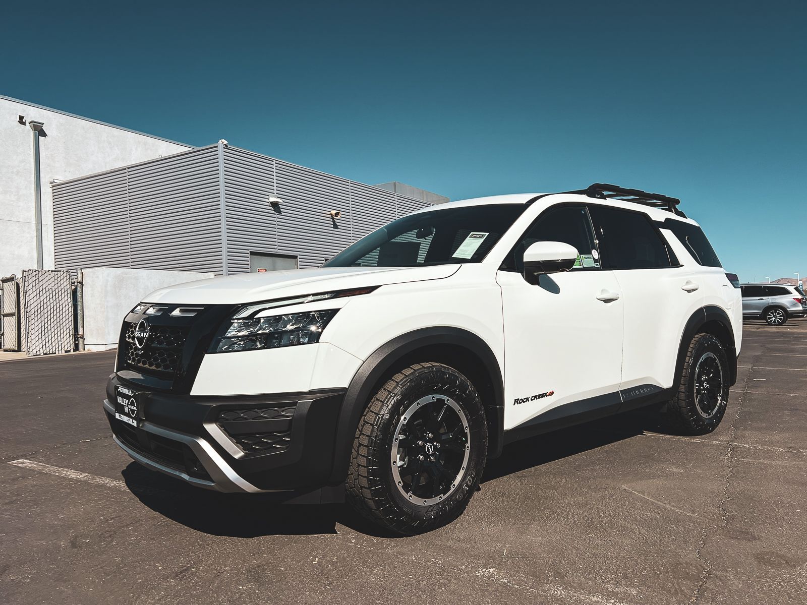 2025 Nissan Pathfinder Rock Creek photo 2