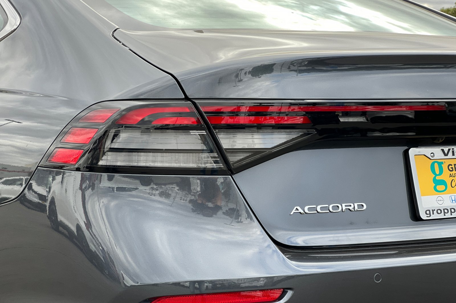 2025 Honda Accord Hybrid Touring photo 28