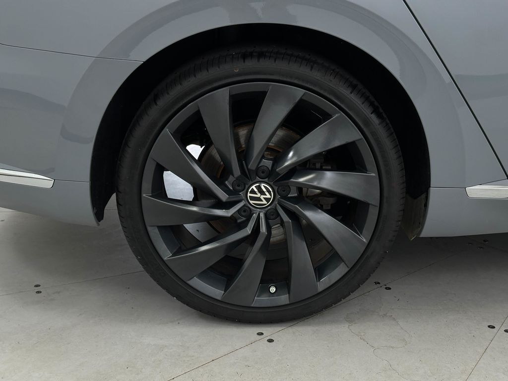 2023 Volkswagen Arteon SEL R-Line photo 31