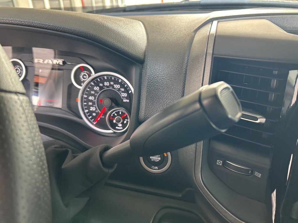 2025 Ram 4500 Tradesman photo 8