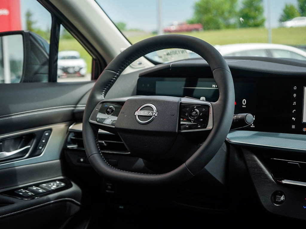 2025 Nissan Murano SL photo 15