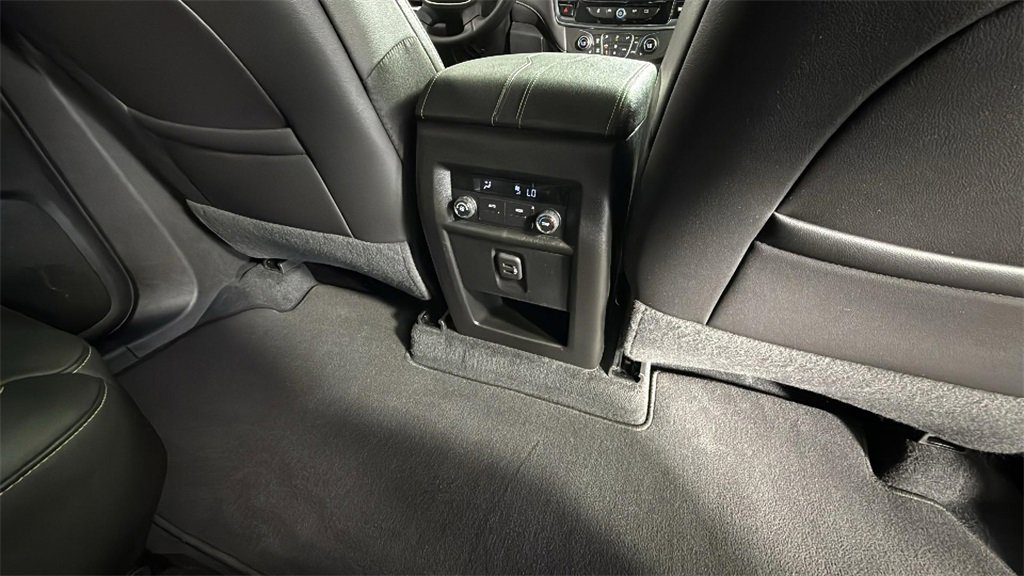 2023 Chevrolet Traverse Leather photo 28