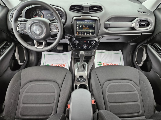 2022 Jeep Renegade Latitude photo 12