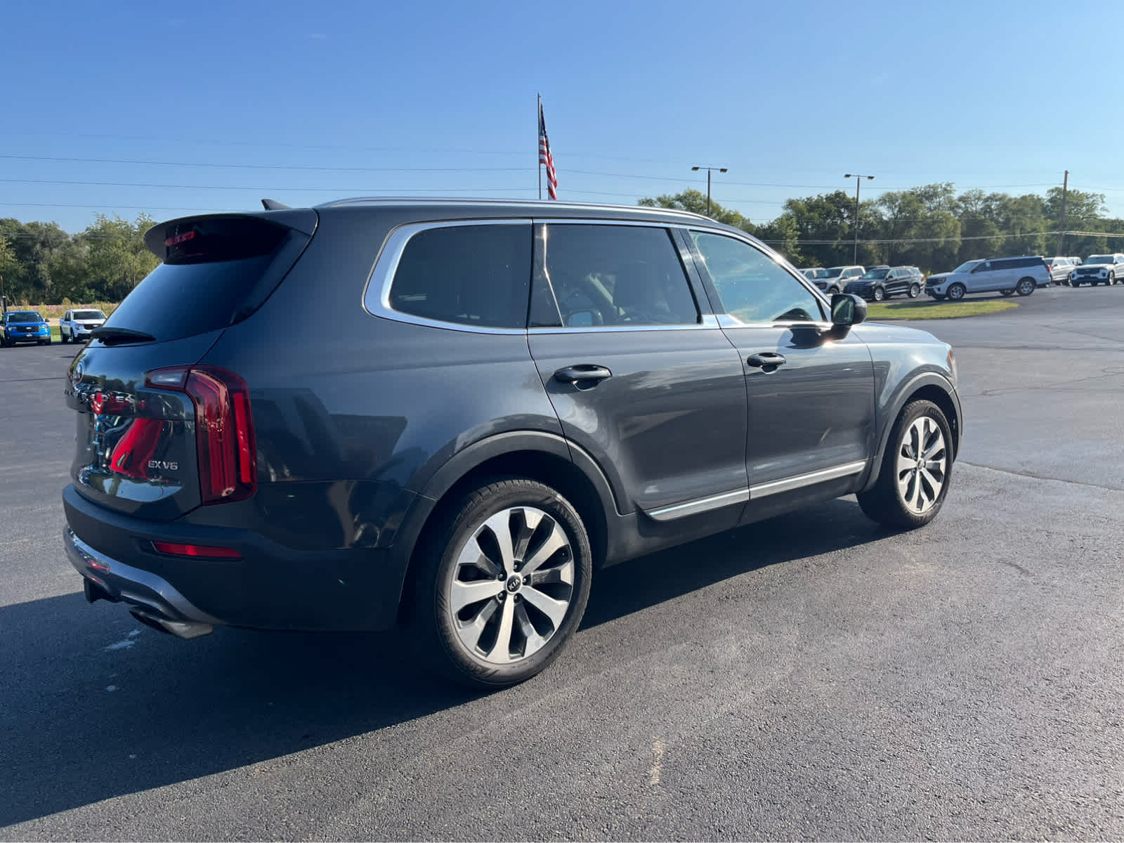 2021 Kia Telluride EX photo 3