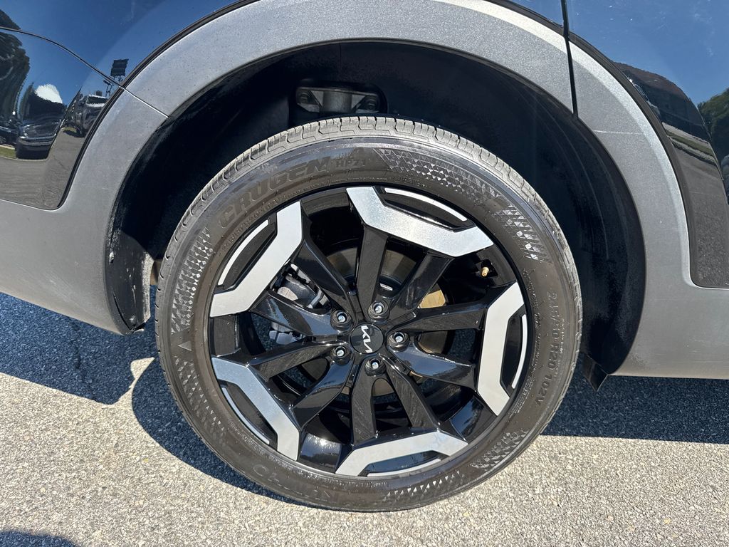 2024 Kia Telluride S photo 17