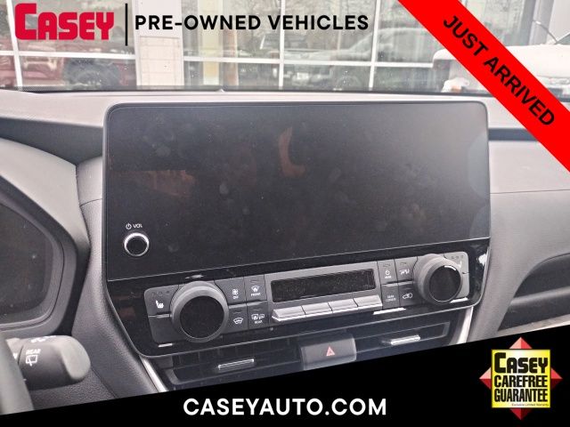 2024 Toyota Grand Highlander XLE's photo