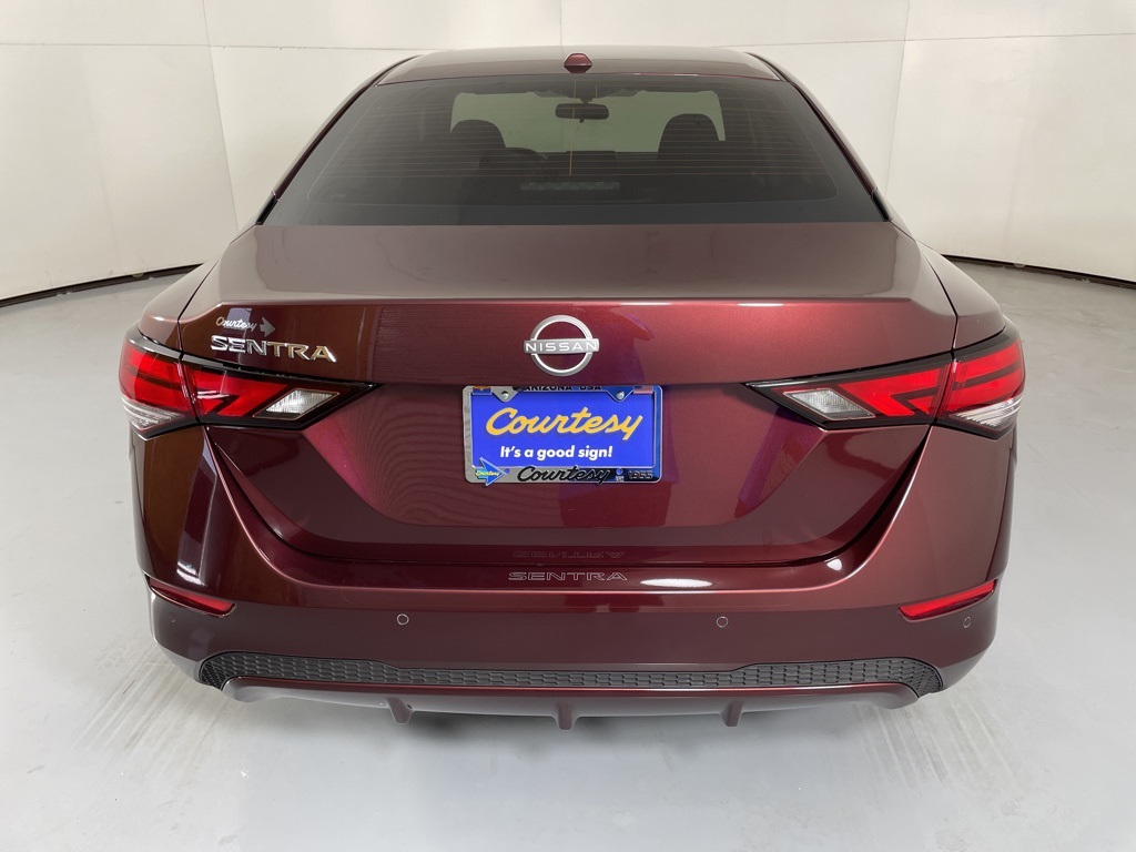 2025 Nissan Sentra SV photo 4