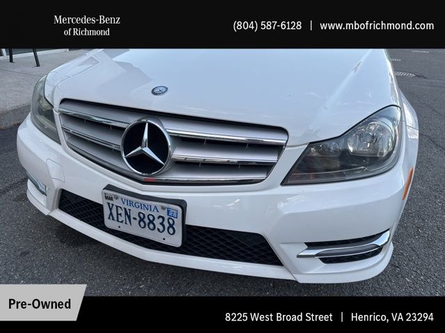 2013 Mercedes Benz C 300 4MATIC photo 2