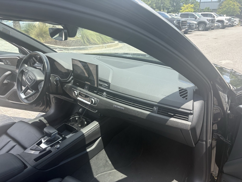 2024 Audi A4 S line Premium Plus 45 TFSI Quattro photo 16