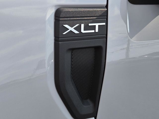 2025 Ford Maverick XLT photo 7