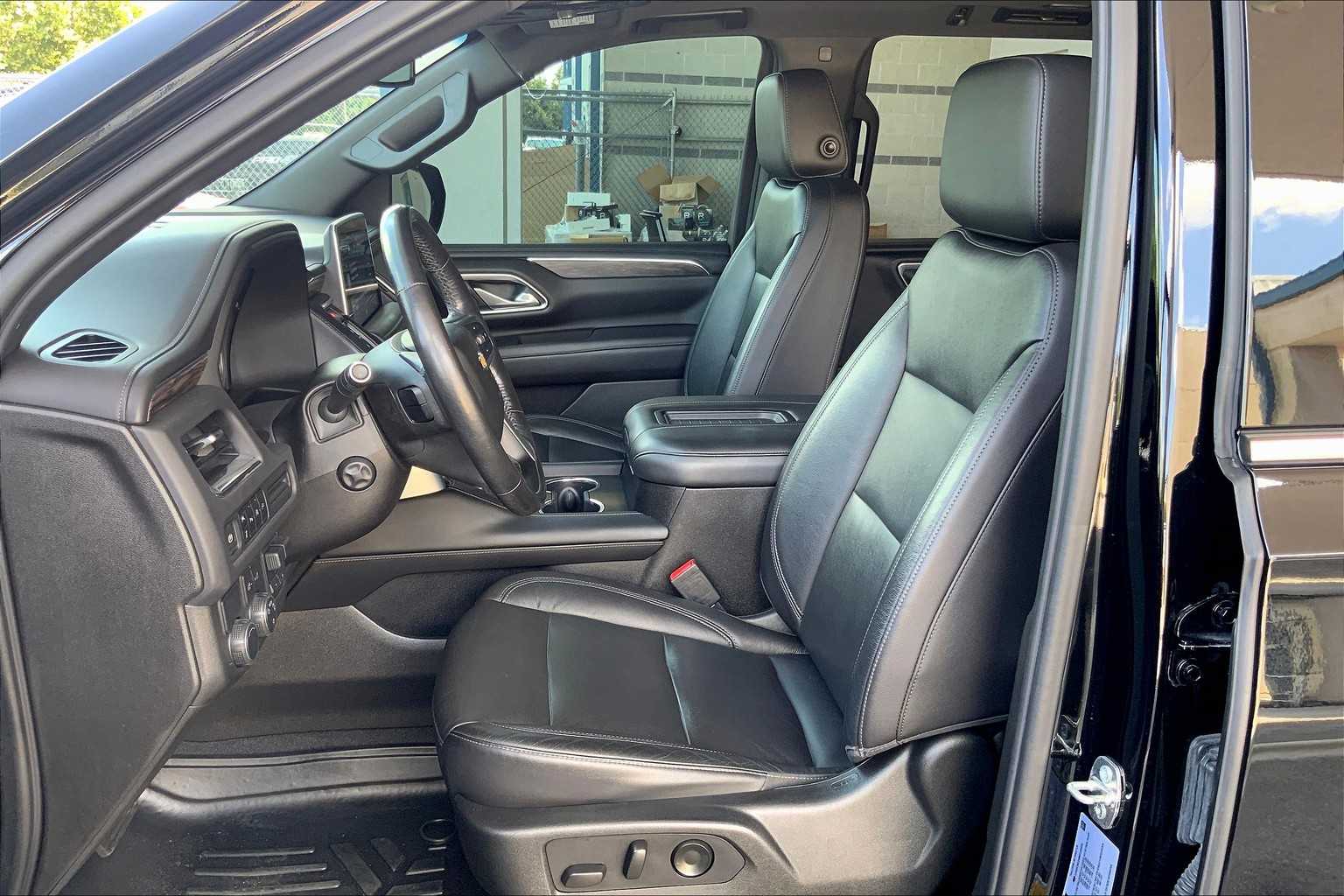 2021 Chevrolet Tahoe LT photo 7