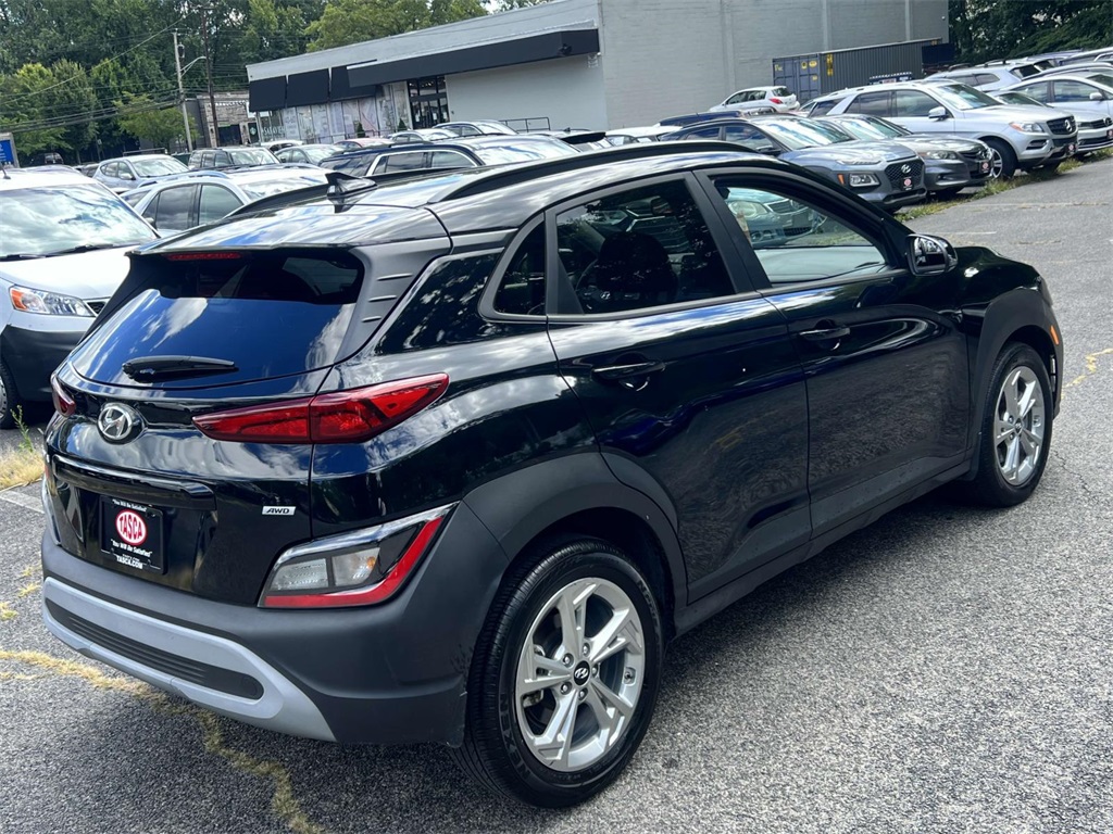 2023 Hyundai Kona SEL photo 6