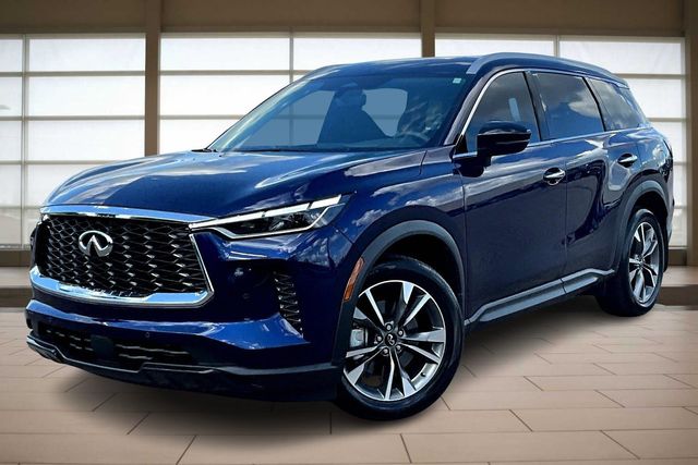 2025 INFINITI QX60 LUXE's photo