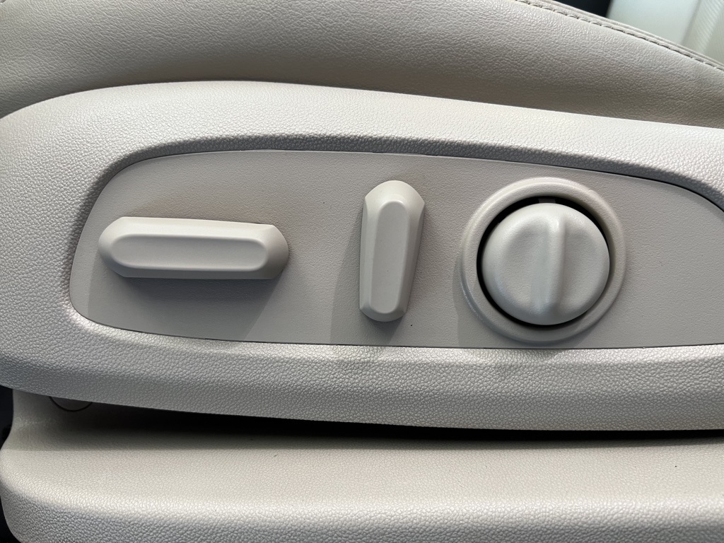 2021 Buick Enclave Essence photo 15