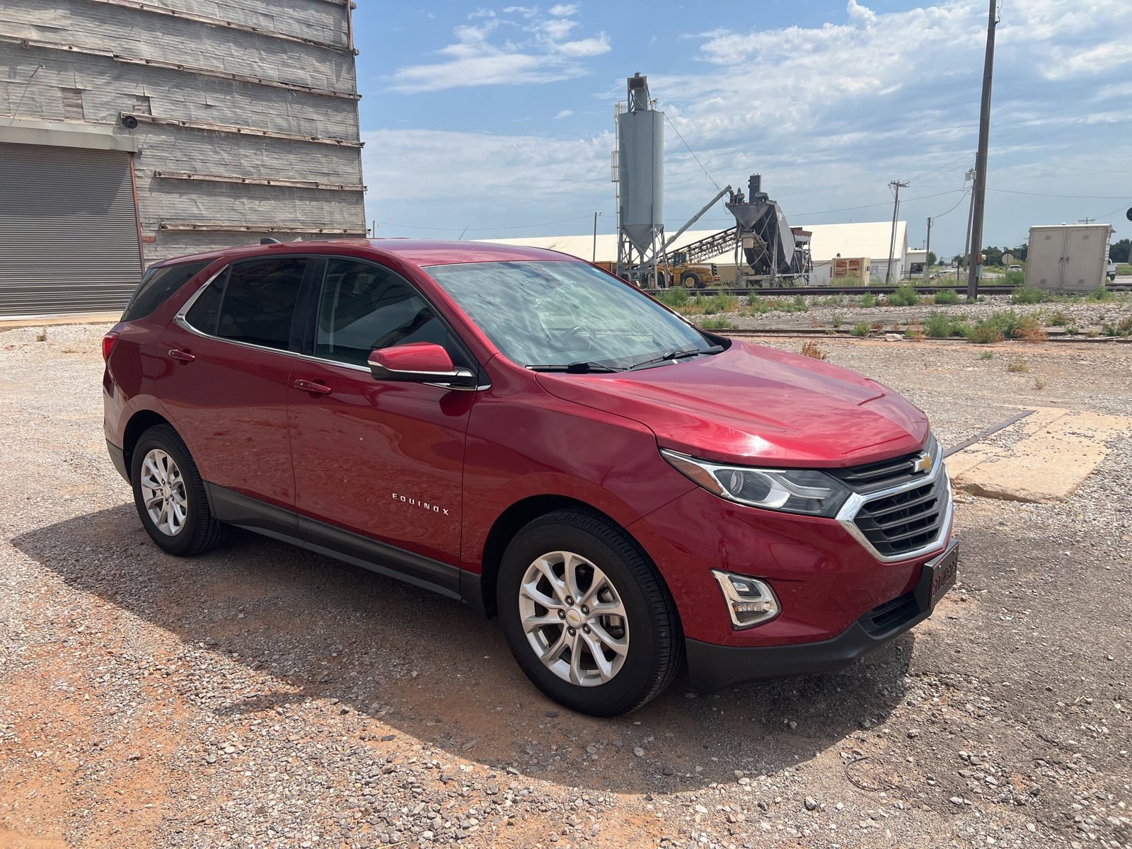 Used 2018 Chevrolet Equinox LT with VIN 2GNAXJEV5J6192011 for sale in Okarche, OK