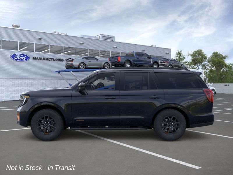 2025 Ford Expedition photo 4