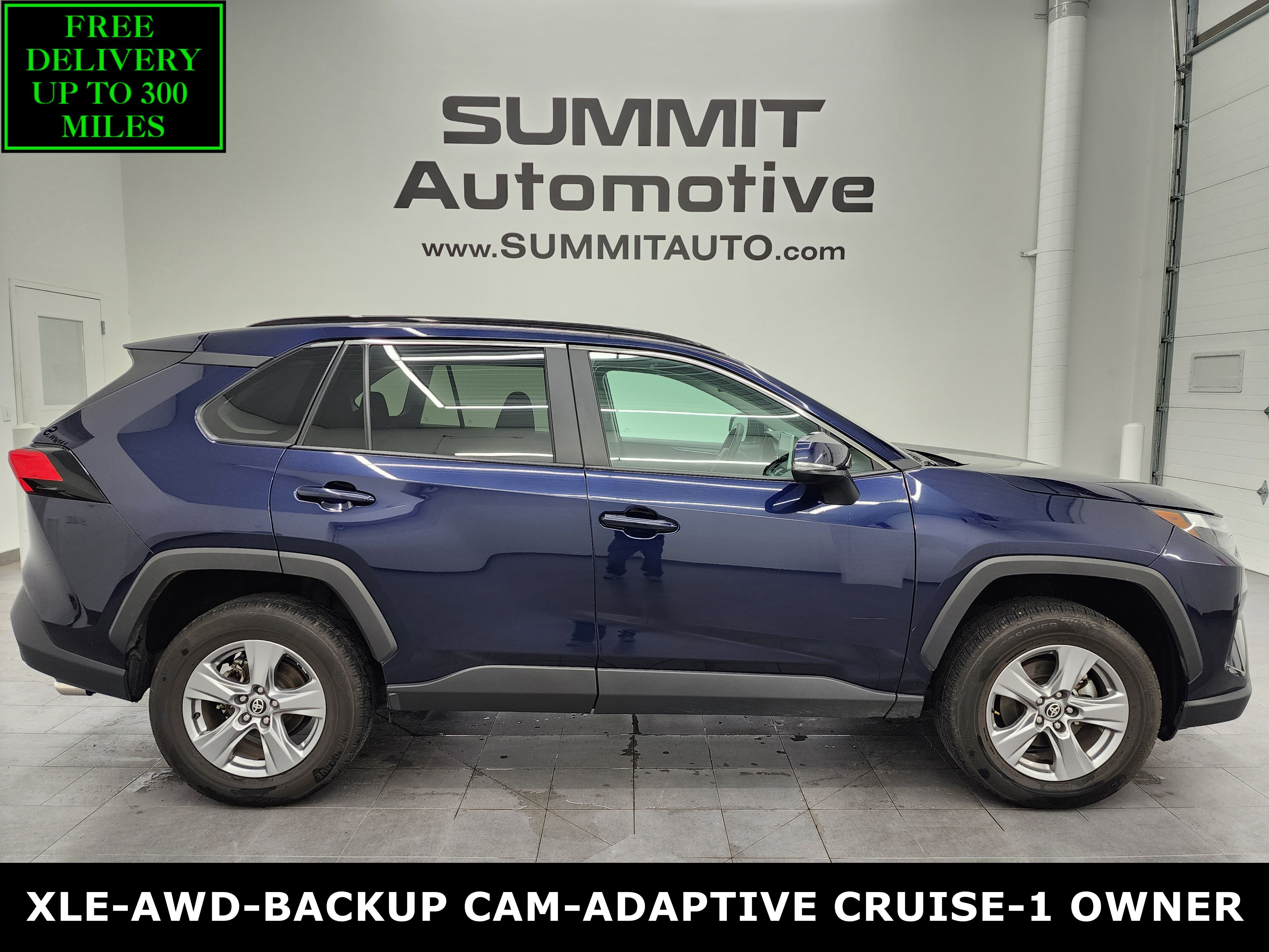 2024 Toyota RAV4 XLE's photo