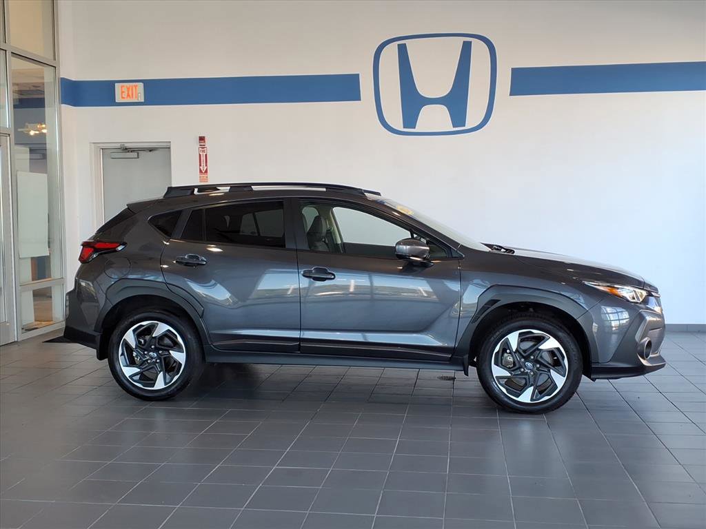 2024 Subaru Crosstrek Limited photo 2