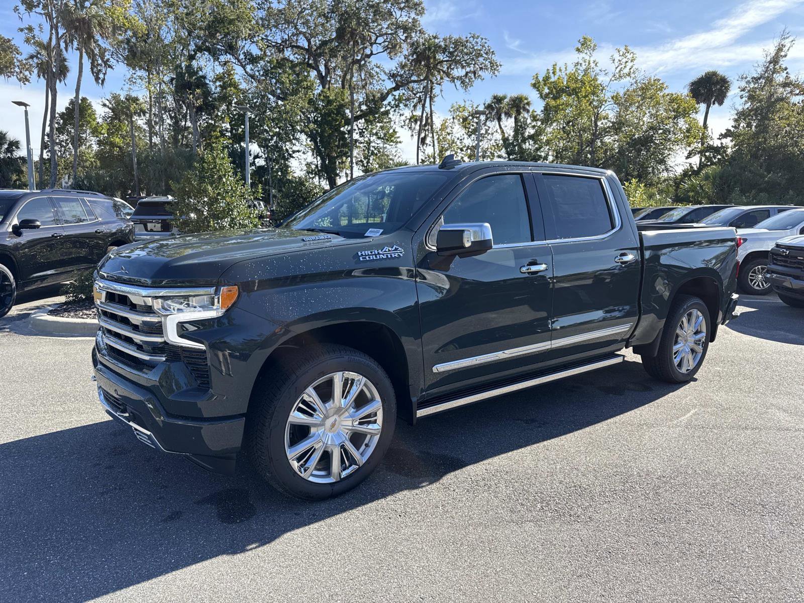 2026 Chevrolet Silverado 1500 High Country photo 4