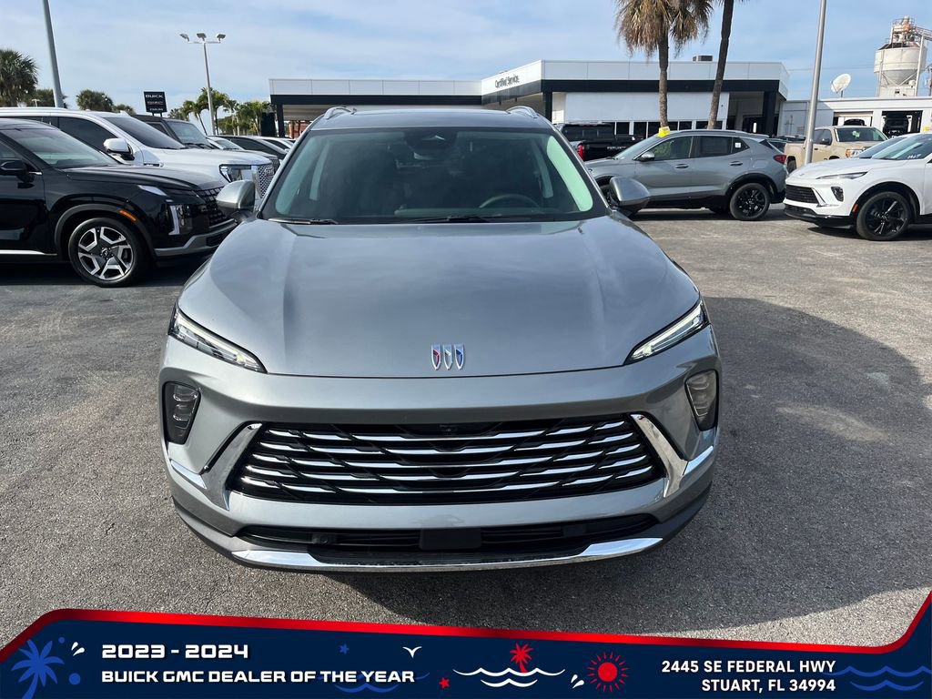 2025 Buick Envision Preferred photo 3