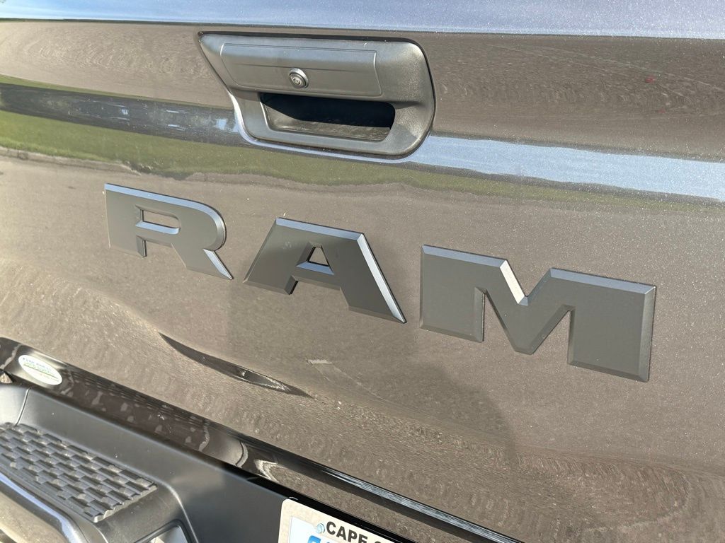 2025 Ram 1500 Tradesman photo 26