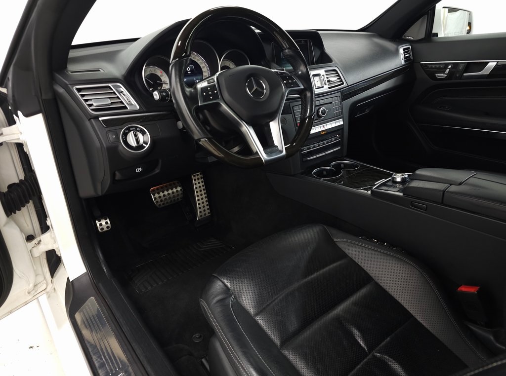 2016 Mercedes Benz E 400 4MATIC photo 11
