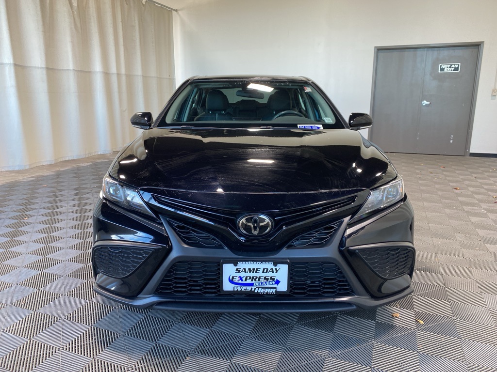 2023 Toyota Camry SE photo 2