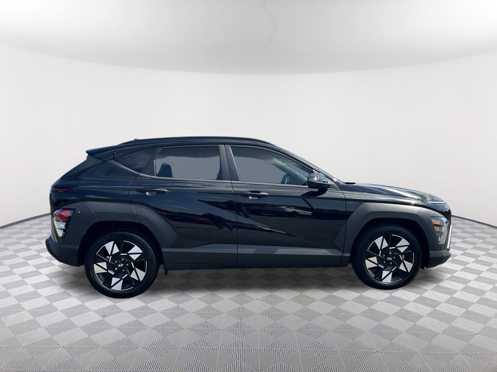 2025 Hyundai Kona SEL N Line photo 3