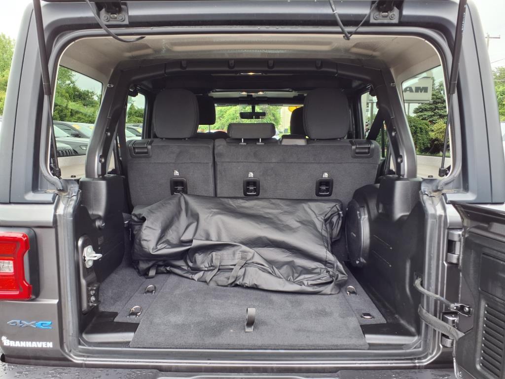 2022 Jeep Wrangler Unlimited Rubicon 4xe photo 12