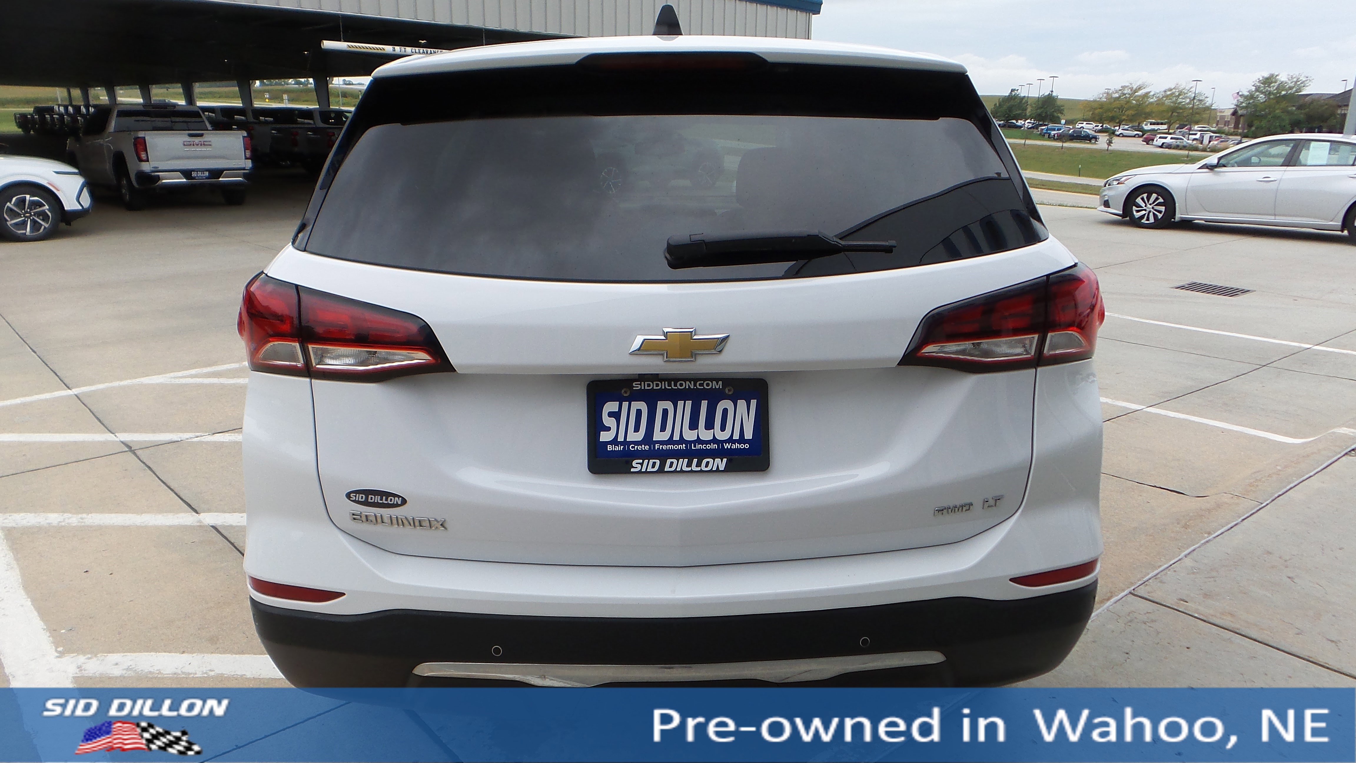 2022 Chevrolet Equinox LT photo 3