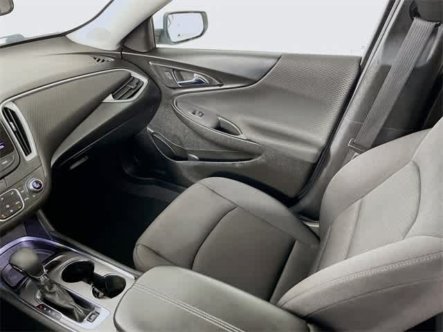 2023 Chevrolet Malibu 1LT photo 21
