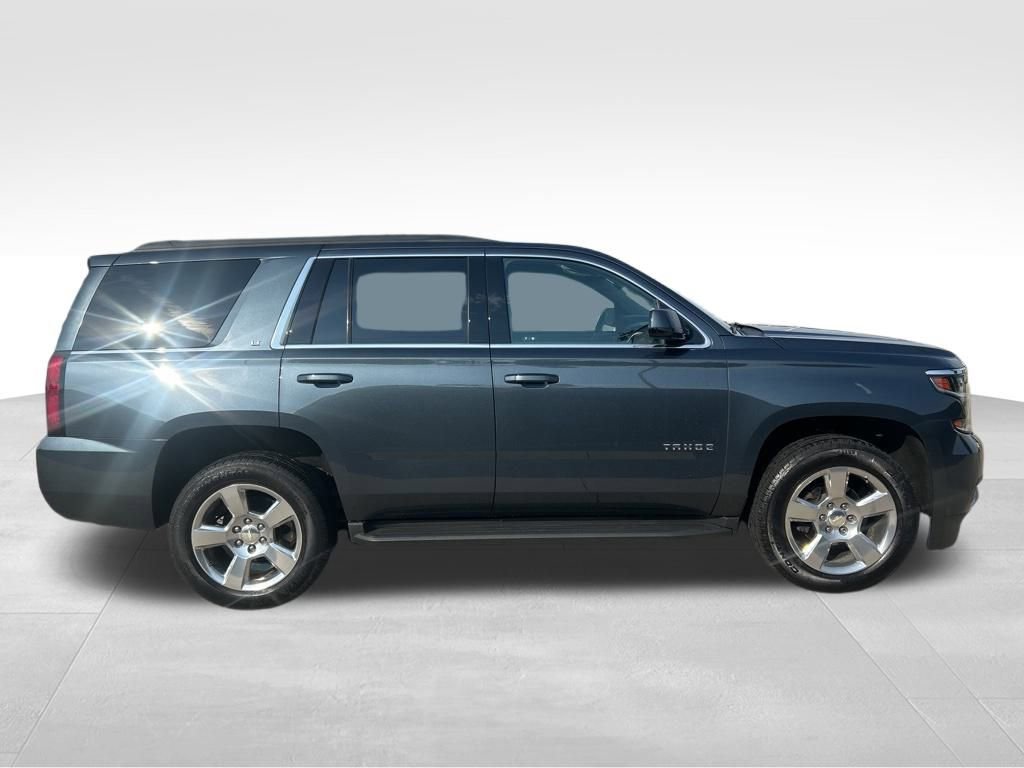 2019 Chevrolet Tahoe LT photo 4