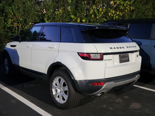 2019 Land Rover Range Rover Evoque SE photo 4