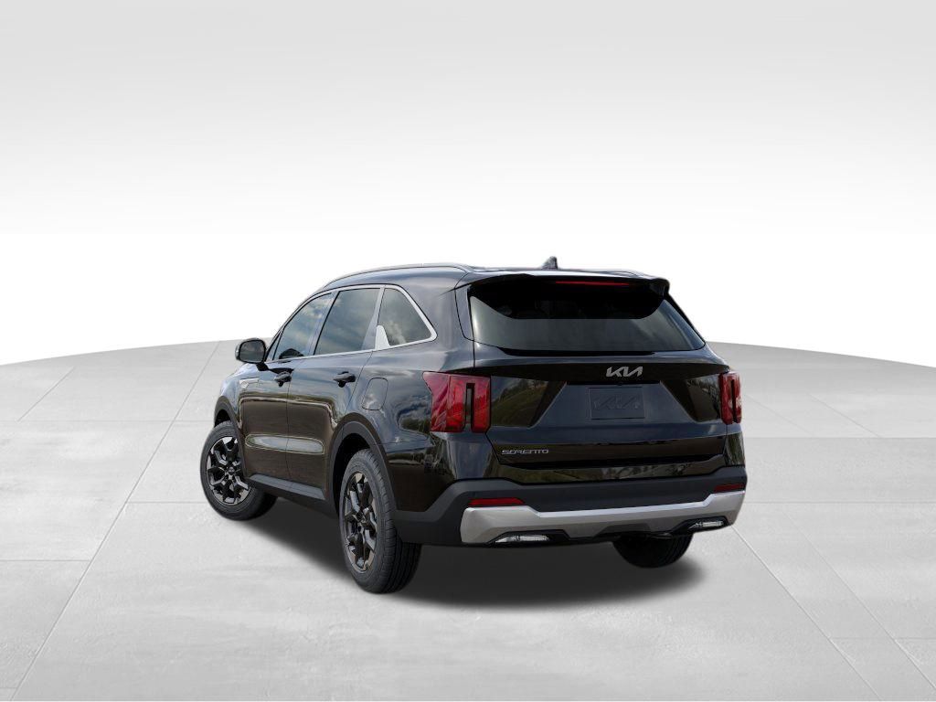 2025 Kia Sorento S photo 4