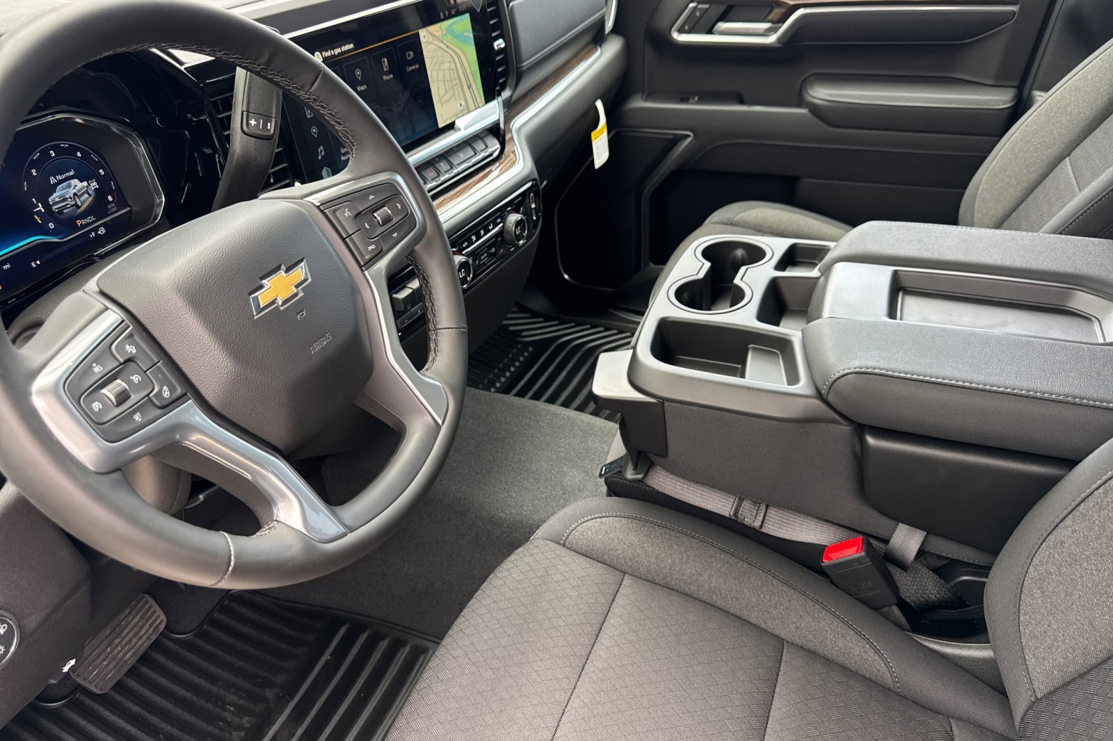 2025 Chevrolet Silverado LT photo 10