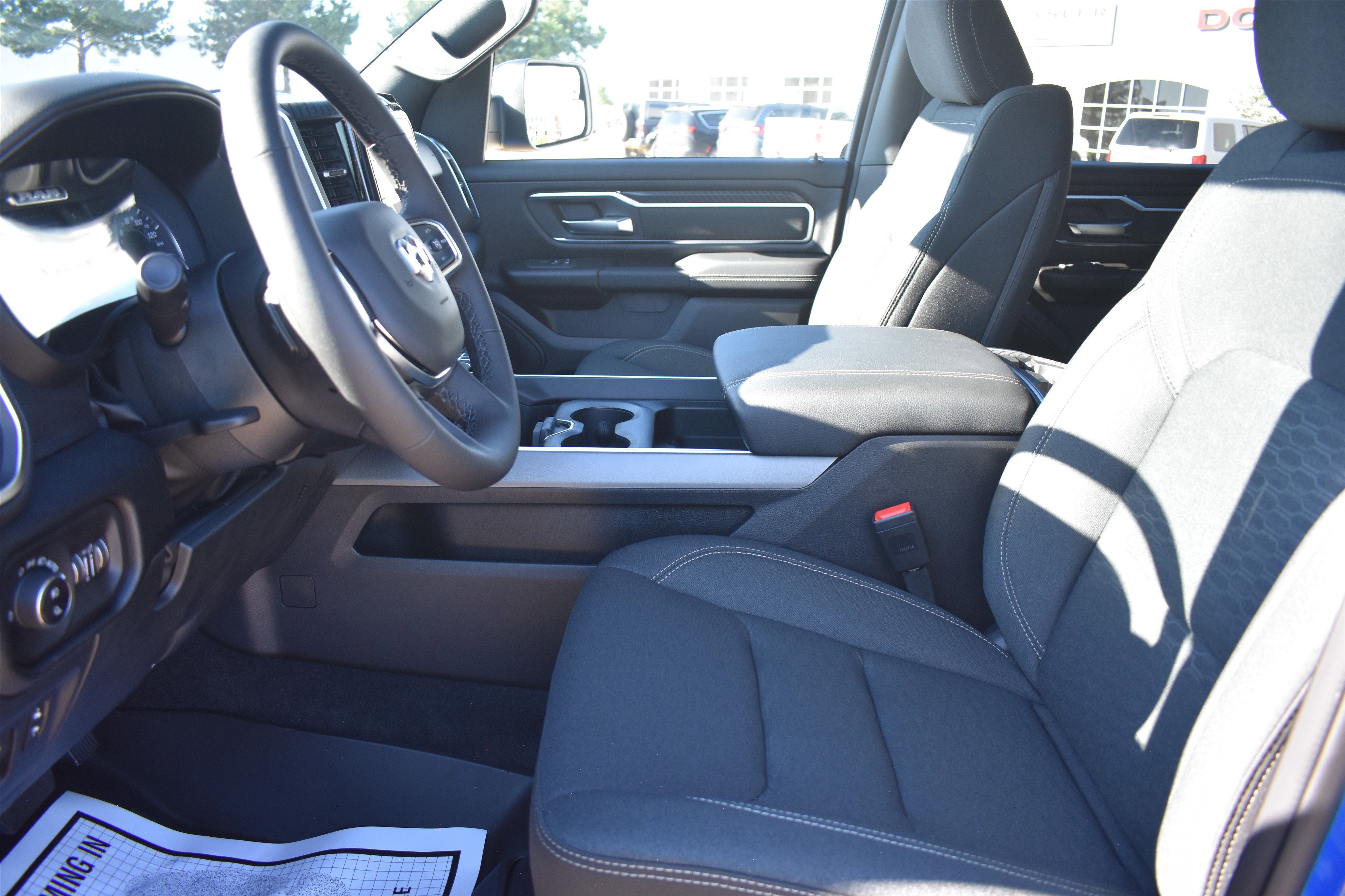 2025 Ram 1500 Big Horn photo 7
